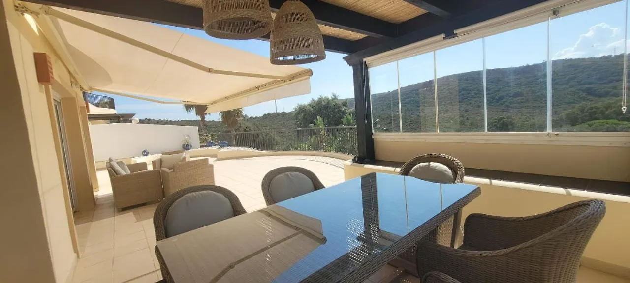 Luminoso Apartamento San Roque Golf Club Spain